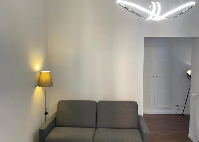 Domus Porta Furba Apartment